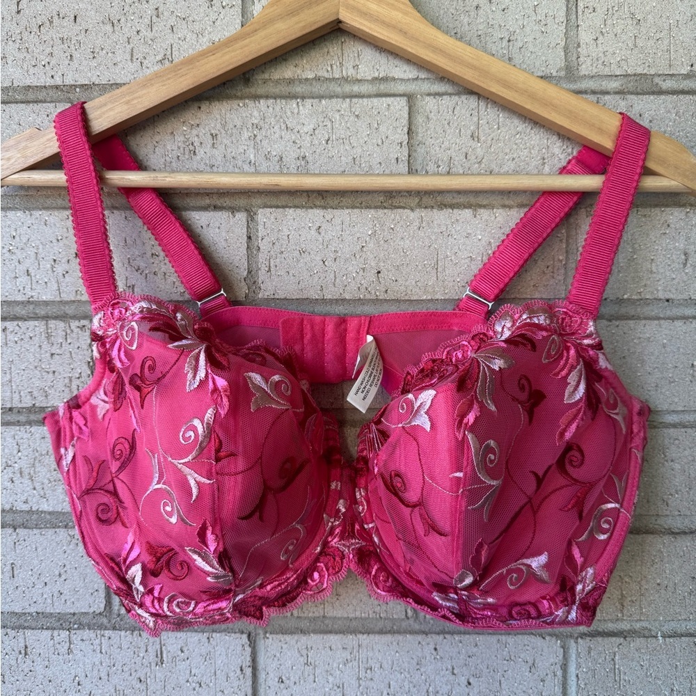 Soma Senuous Lace Lined Pink Embroidered Bra Size 38DDD